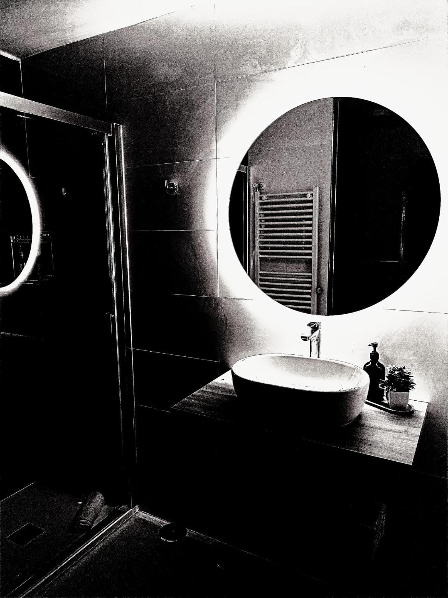 Violeta Suite Madrid Exterior photo