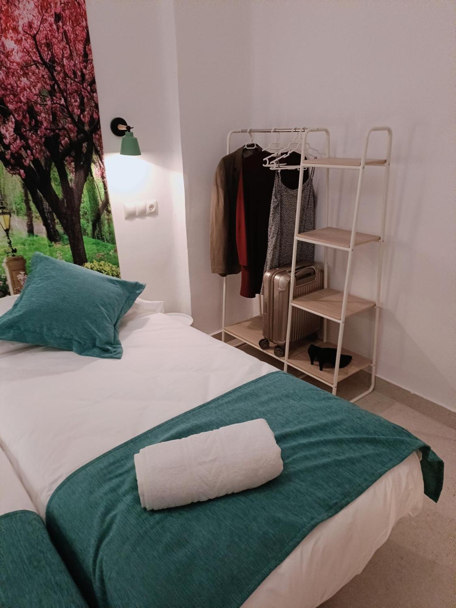 Violeta Suite Madrid Exterior photo